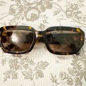 Marc Jacob’s J Marc Rectangular Glasses Havana Tortoise Frame Brown Lens  Large